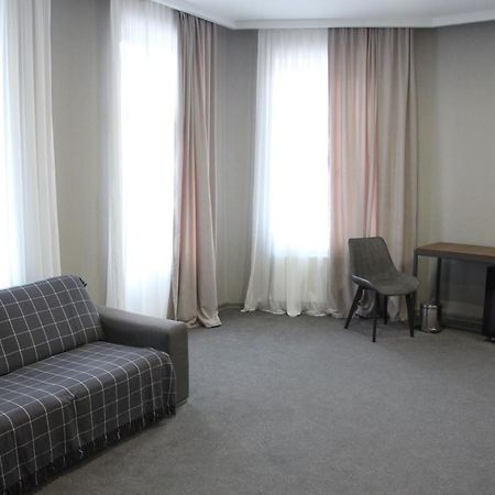 Hotel History • Სასტუმრო Ისტორია سينغناغي المظهر الخارجي الصورة