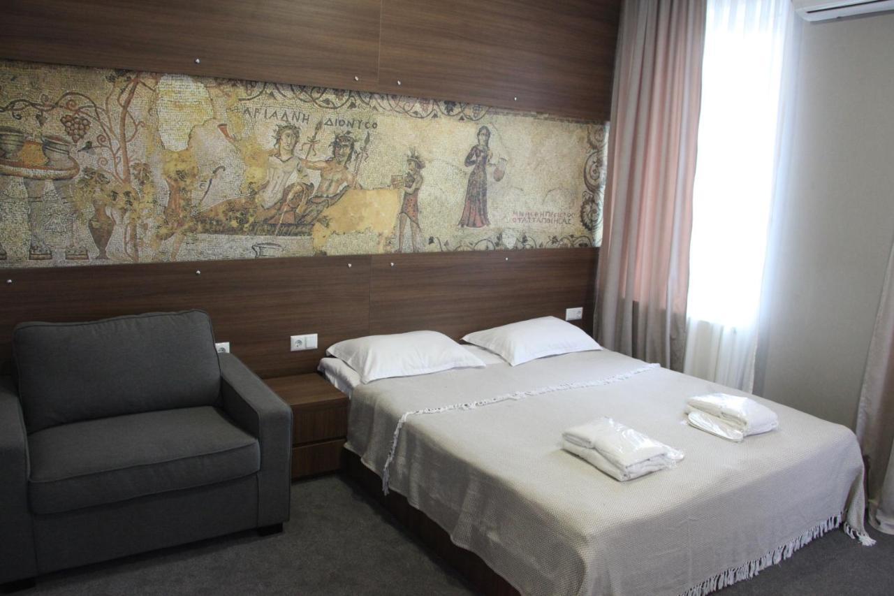 Hotel History • Სასტუმრო Ისტორია سينغناغي المظهر الخارجي الصورة